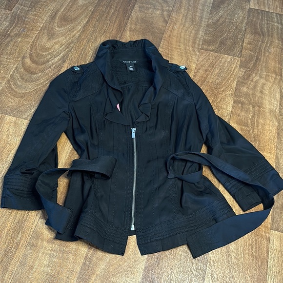 White House Black Market size 00 - Picture 3 of 6